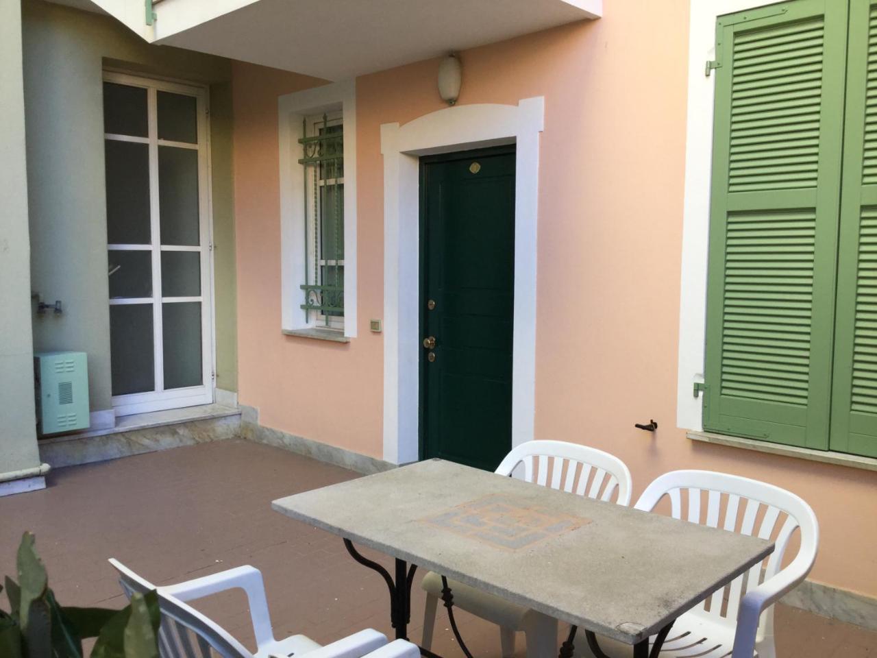 La Villetta Appartamenti Per Vacanze Финале Лигуре Екстериор снимка