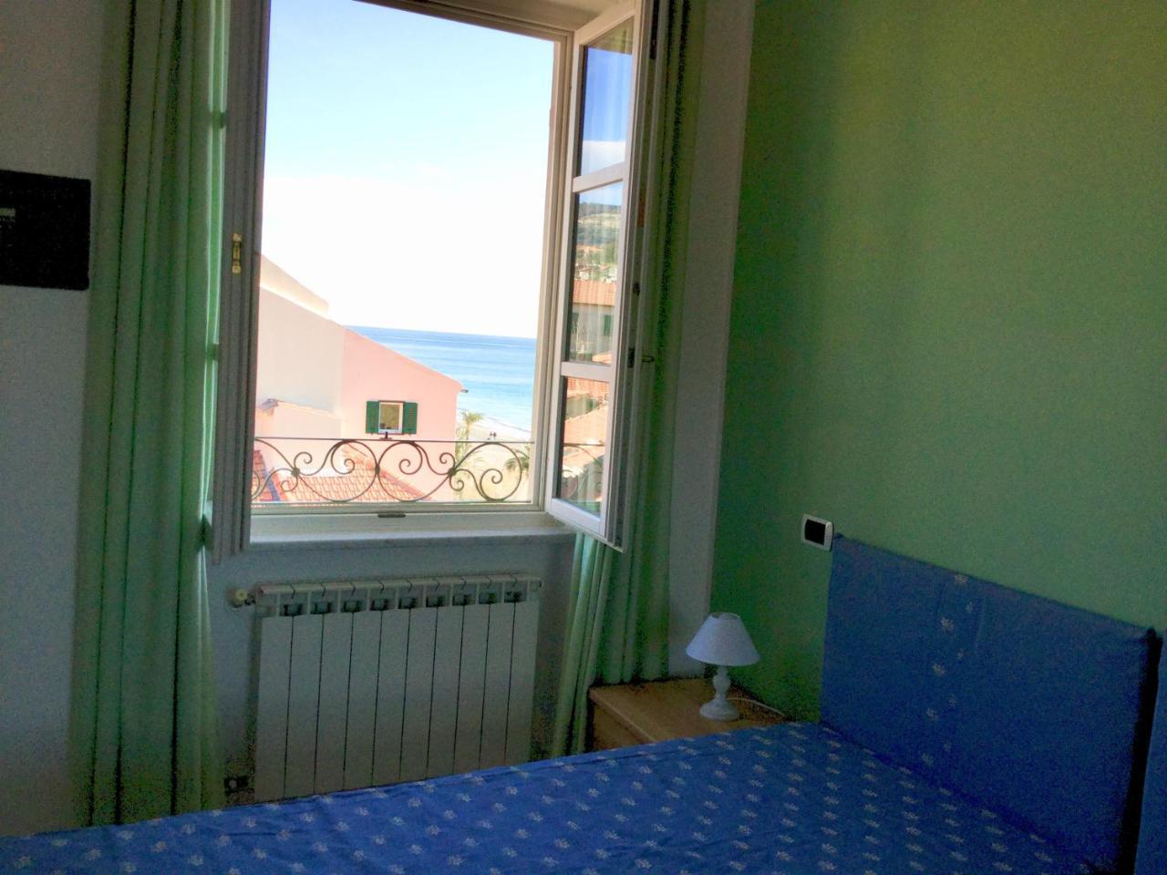 La Villetta Appartamenti Per Vacanze Финале Лигуре Екстериор снимка