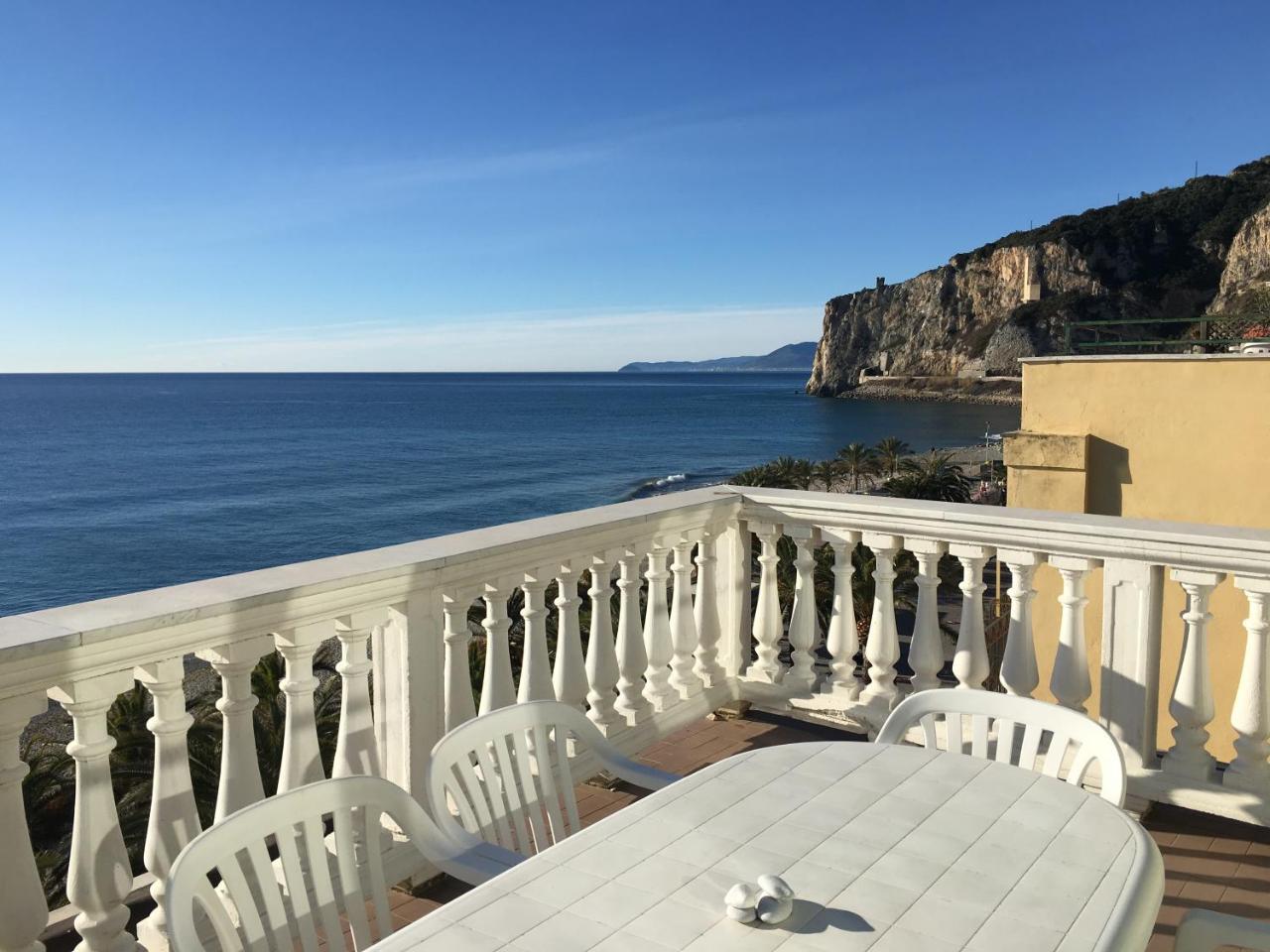 La Villetta Appartamenti Per Vacanze Финале Лигуре Екстериор снимка
