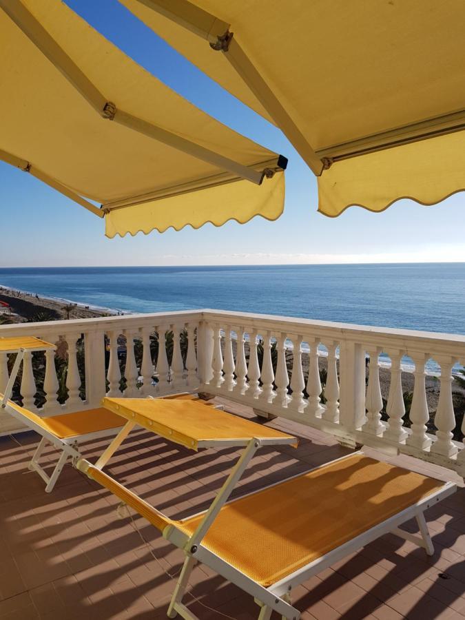 La Villetta Appartamenti Per Vacanze Финале Лигуре Екстериор снимка